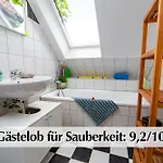 Helle 80m2 Maisonette Mit Tollem Balkon Ins Gruene, Kingsize Bett, Smart-tv - Nur Ein Kurzer Spaziergang In Altstadt Und Zum Domplatz - Kostenlose Parkplaetze In Den Umliegenden Strassen - Ausgewaehlte Empfehlungen Fuer Inklusive Apartamento