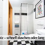 Helle 80m2 Maisonette Mit Tollem Balkon Ins Gruene, Kingsize Bett, Smart-tv - Nur Ein Kurzer Spaziergang In Altstadt Und Zum Domplatz - Kostenlose Parkplaetze In Den Umliegenden Strassen - Ausgewaehlte Empfehlungen Fuer Inklusive