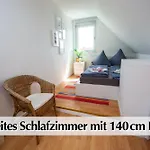 Διαμέρισμα Helle 80m2 Maisonette Mit Tollem Balkon Ins Gruene, Kingsize Bett, Smart-tv - Nur Ein Kurzer Spaziergang In Altstadt Und Zum Domplatz - Kostenlose Parkplaetze In Den Umliegenden Strassen - Ausgewaehlte Empfehlungen Fuer Inklusive