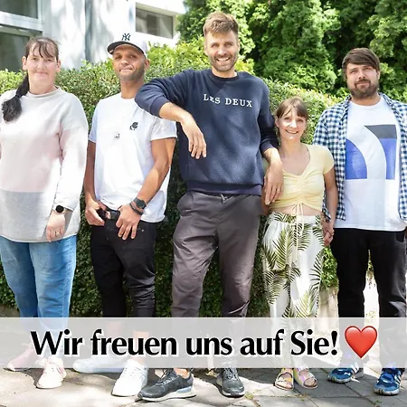Apartment Helle 80m2 Maisonette Mit Tollem Balkon Ins Gruene, Kingsize Bett, Smart-tv - Nur Ein Kurzer Spaziergang In Altstadt Und Zum Domplatz - Kostenlose Parkplaetze In Den Umliegenden Strassen - Ausgewaehlte Empfehlungen Fuer Inklusive Erfurt