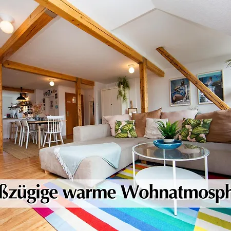 Helles 80m2 Maisonette-loft Mit Balkon, Kingsize Bett, Smart-tv, Etc *