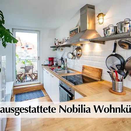 Apartment Helles 80m2 Maisonette-loft Mit Balkon, Kingsize Bett, Smart-tv, Etc Erfurt